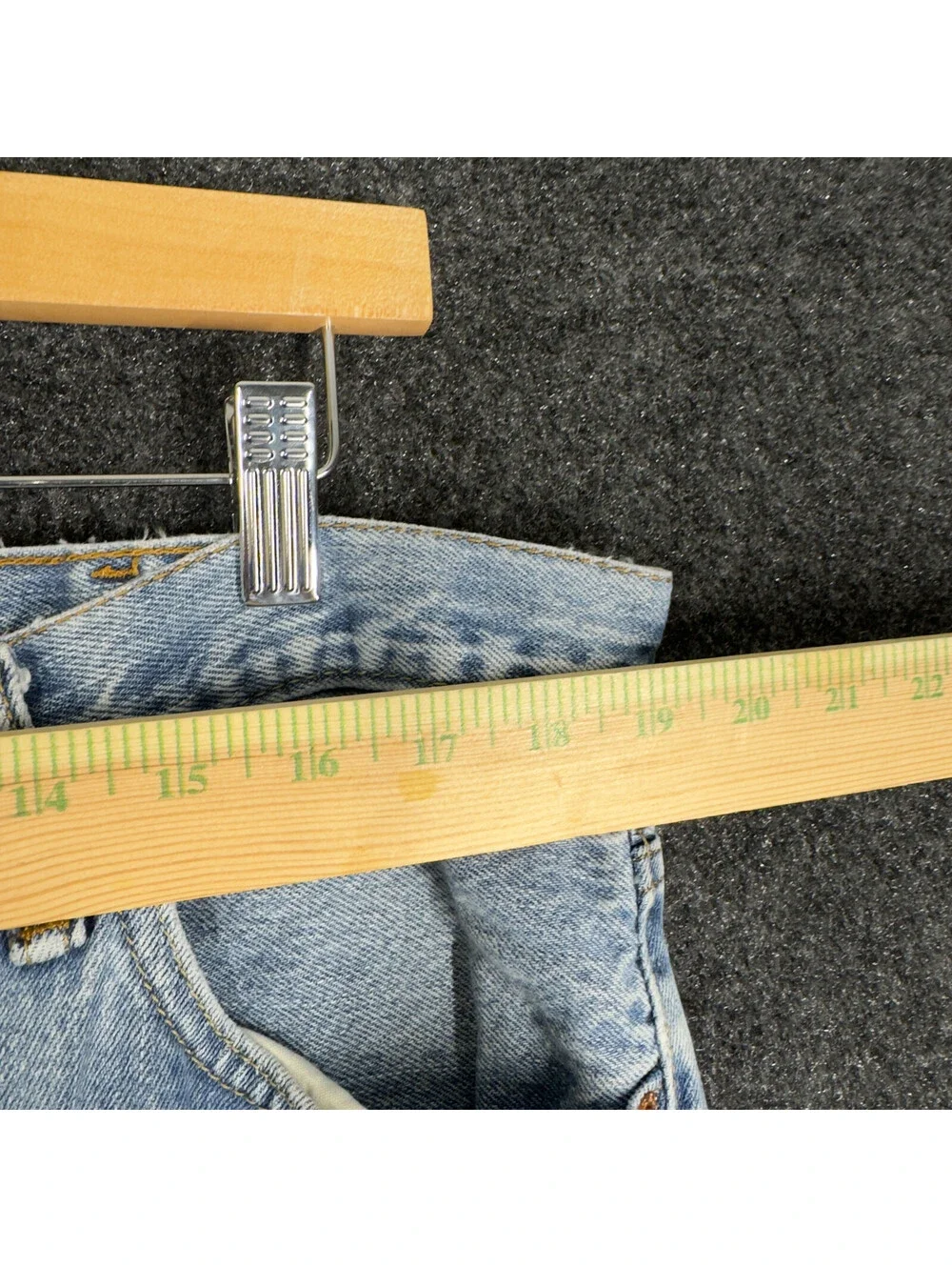 Levi's Jeans Men 40*32 Blue Denim Light Wash Relaxed 550 Straight High Rise